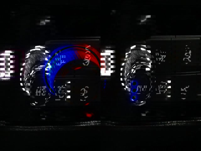 Used 2023 Buick Enclave Premium w/ Experience Buick Package image 17