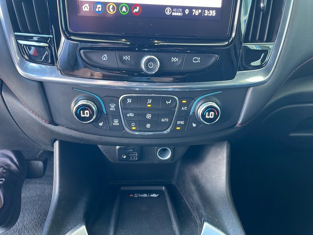 Used 2022 Chevrolet Traverse RS image 23