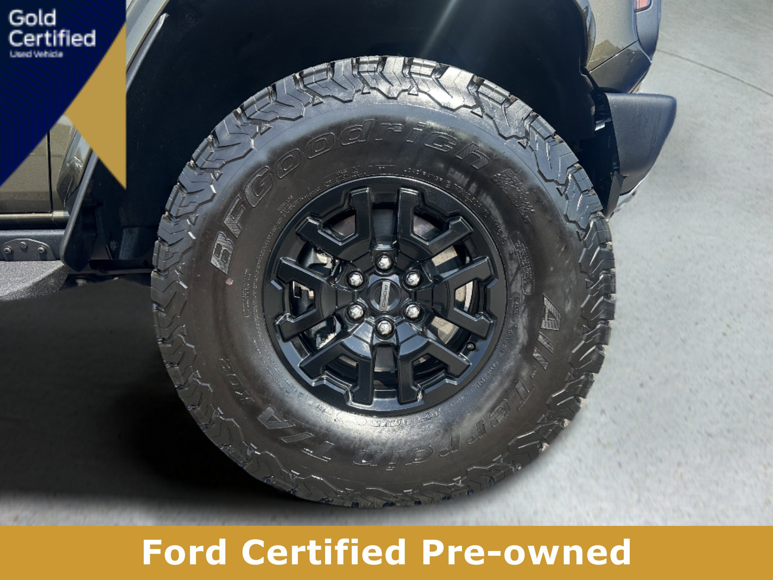 Certified 2024 Ford Bronco Raptor w/ Interior Carbon Fiber Pack 6 AWD/4WD image 9