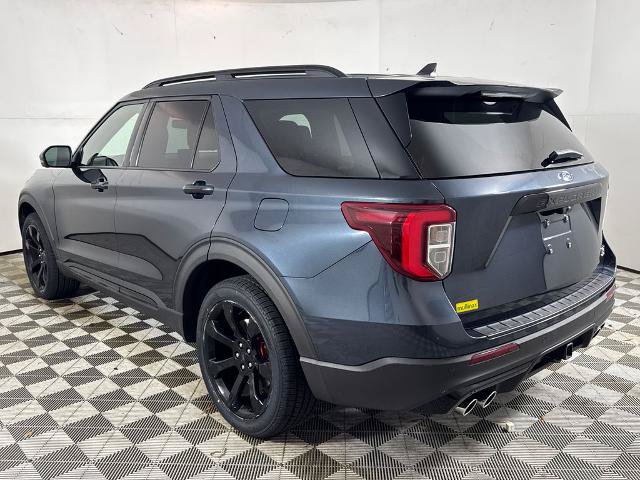 Certified 2022 Ford Explorer ST w/ Equipment Group 401A AWD/4WD image 4
