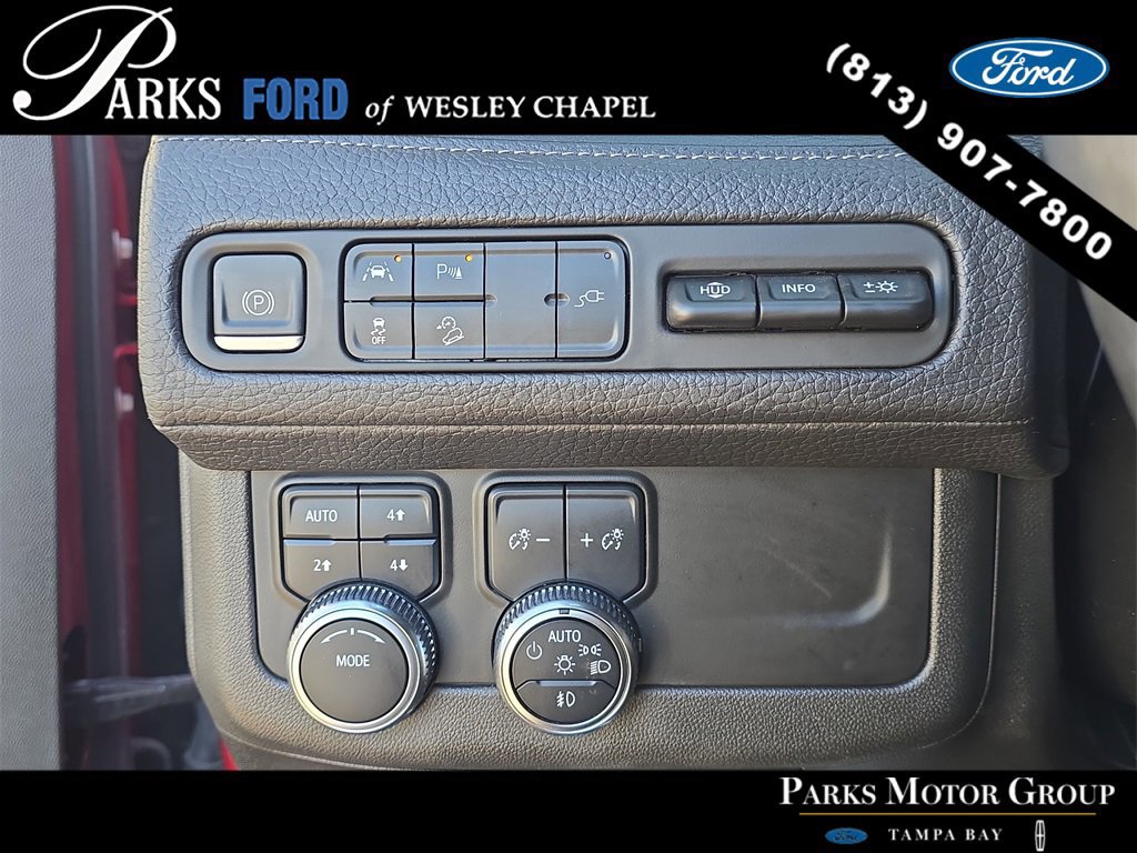 Used 2021 GMC Yukon Denali w/ LPO, Illumination Package image 30