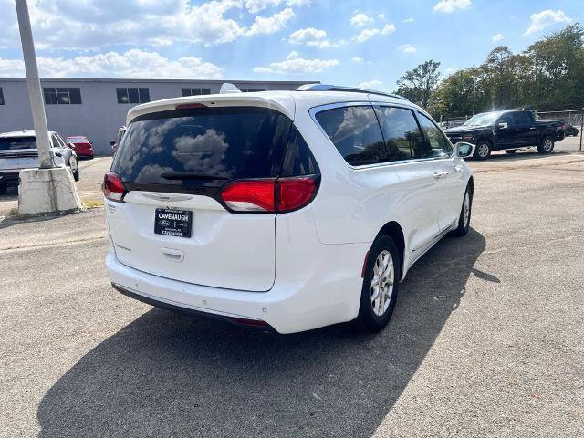 Used 2020 Chrysler Pacifica Touring-L FWD image 8