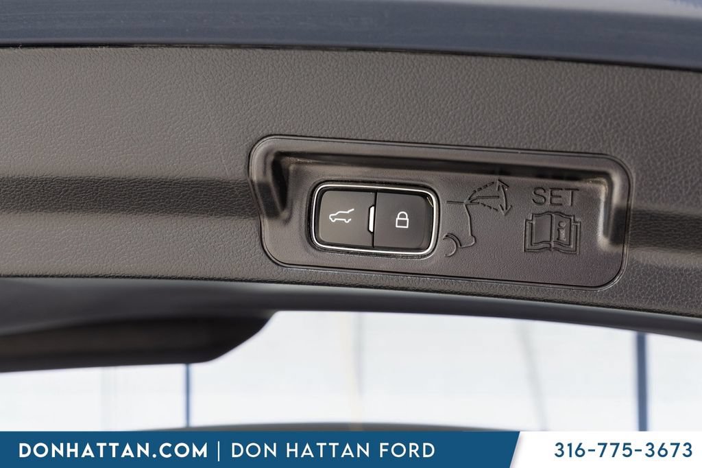 Certified 2021 Ford Explorer XLT AWD/4WD image 28