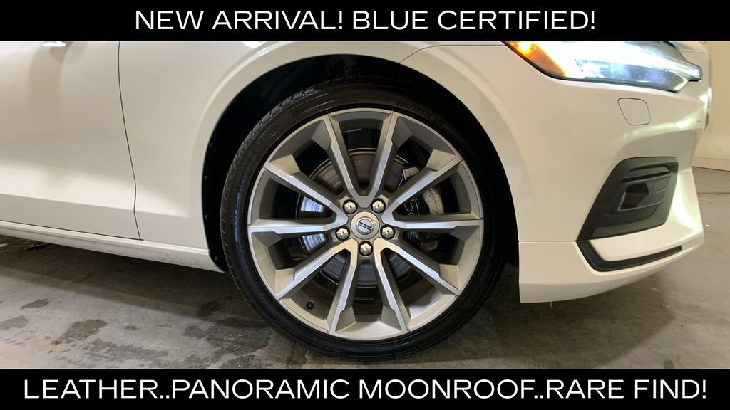 Used 2020 Volvo V60 T5 Momentum w/ Momentum Advanced Package FWD image 9