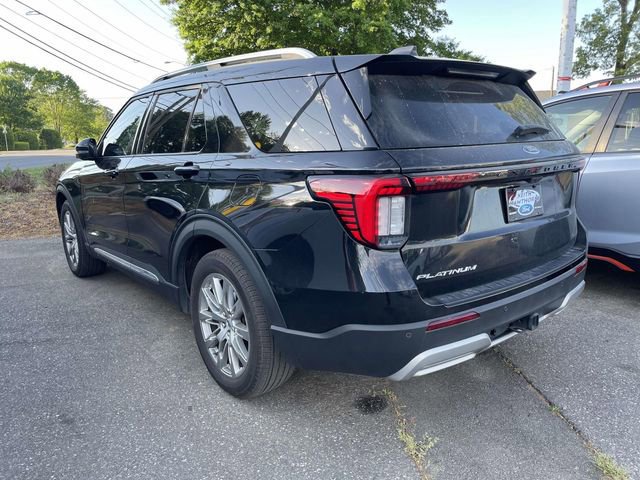 Certified 2025 Ford Explorer Platinum RWD image 2