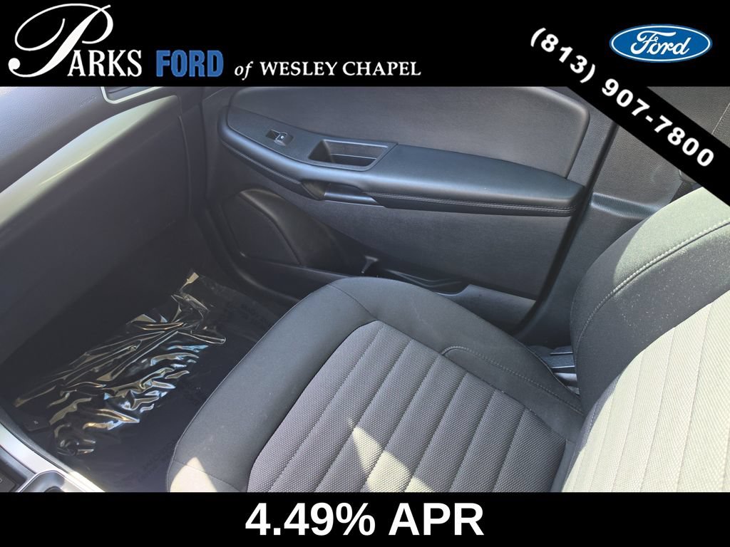 Certified 2022 Ford Edge SE w/ Black Appearance Package AWD/4WD image 14