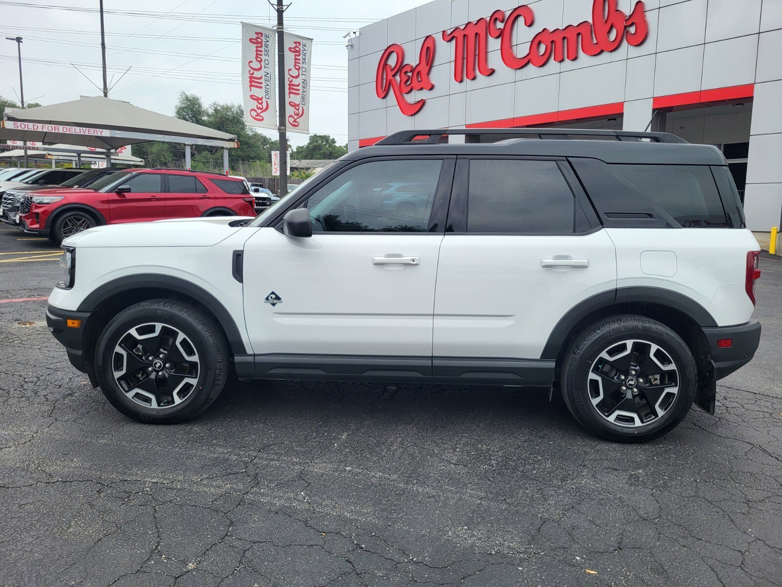 Certified 2022 Ford Bronco Sport Outer Banks w/ Tech Package AWD/4WD image 7