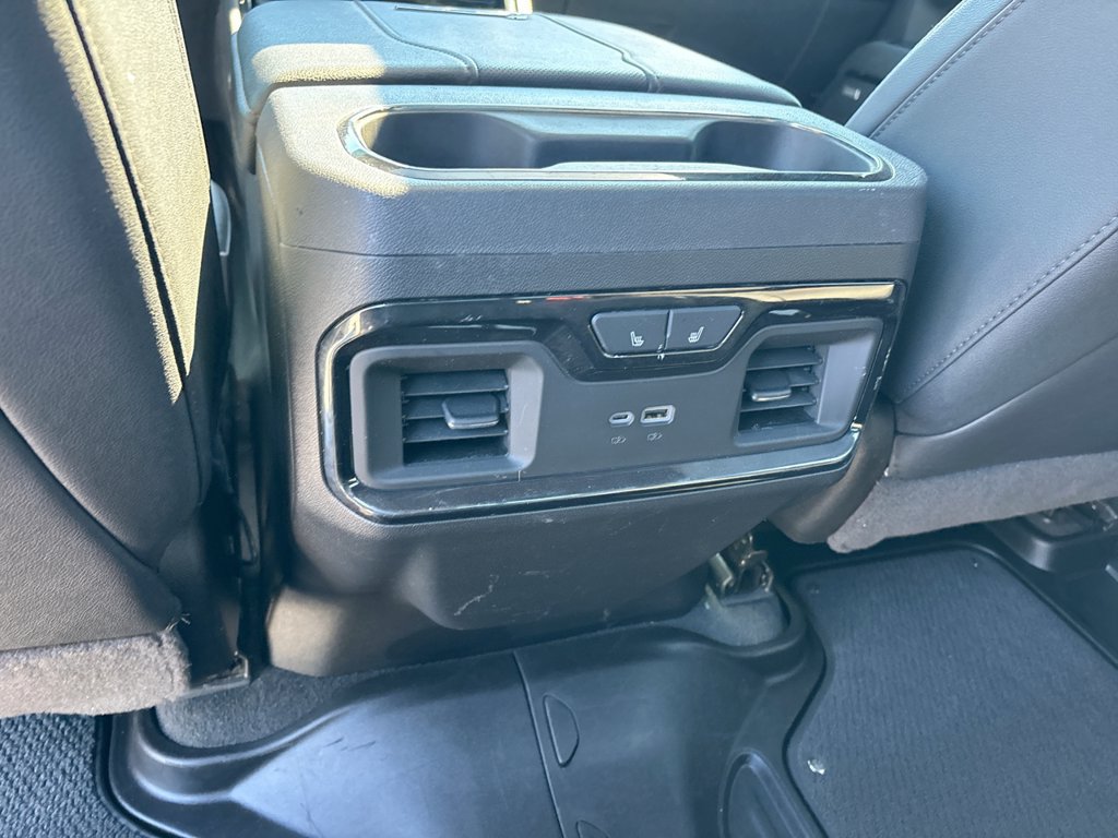 Used 2025 GMC Sierra 2500 AT4 w/ Technology Package AWD/4WD image 21