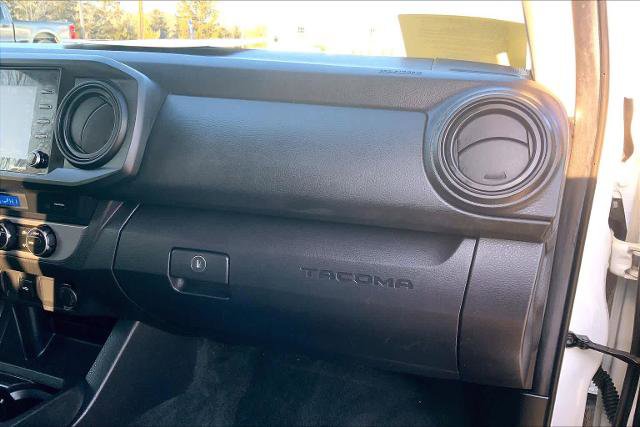 Used 2022 Toyota Tacoma SR image 19