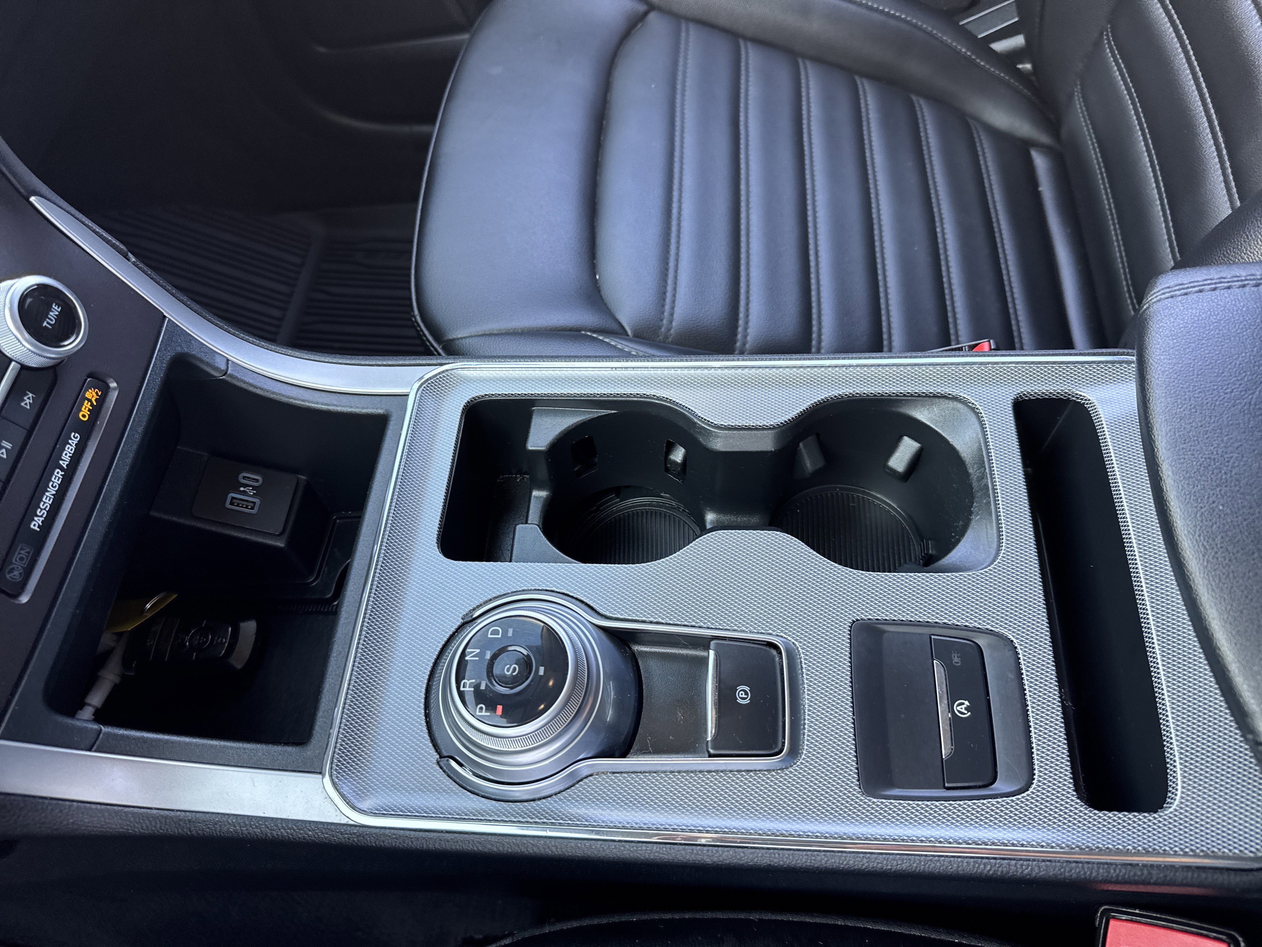 Certified 2021 Ford Edge SEL w/ Convenience Package image 43