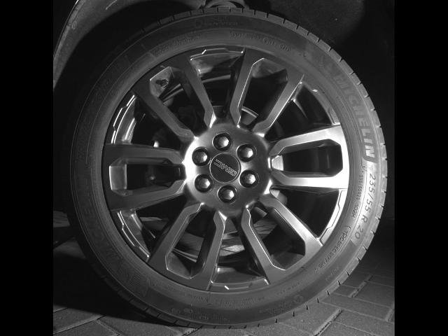 Used 2023 GMC Acadia Denali w/ Black Diamond Edition FWD image 9