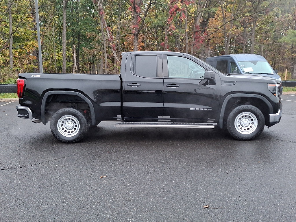 Used 2023 GMC Sierra 1500 Pro w/ Pro Value Package AWD/4WD image 10