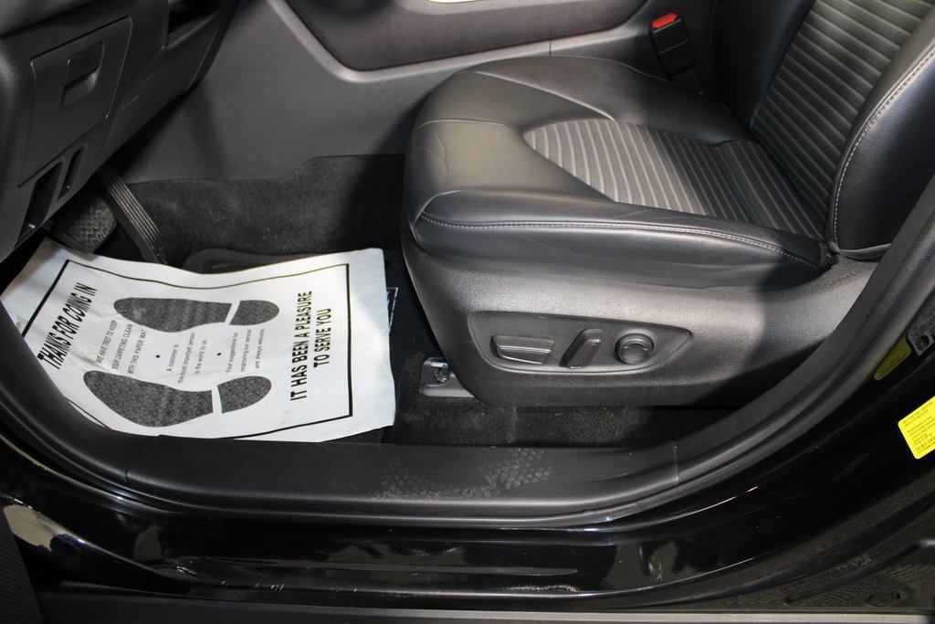 Used 2022 Toyota Highlander XSE image 9