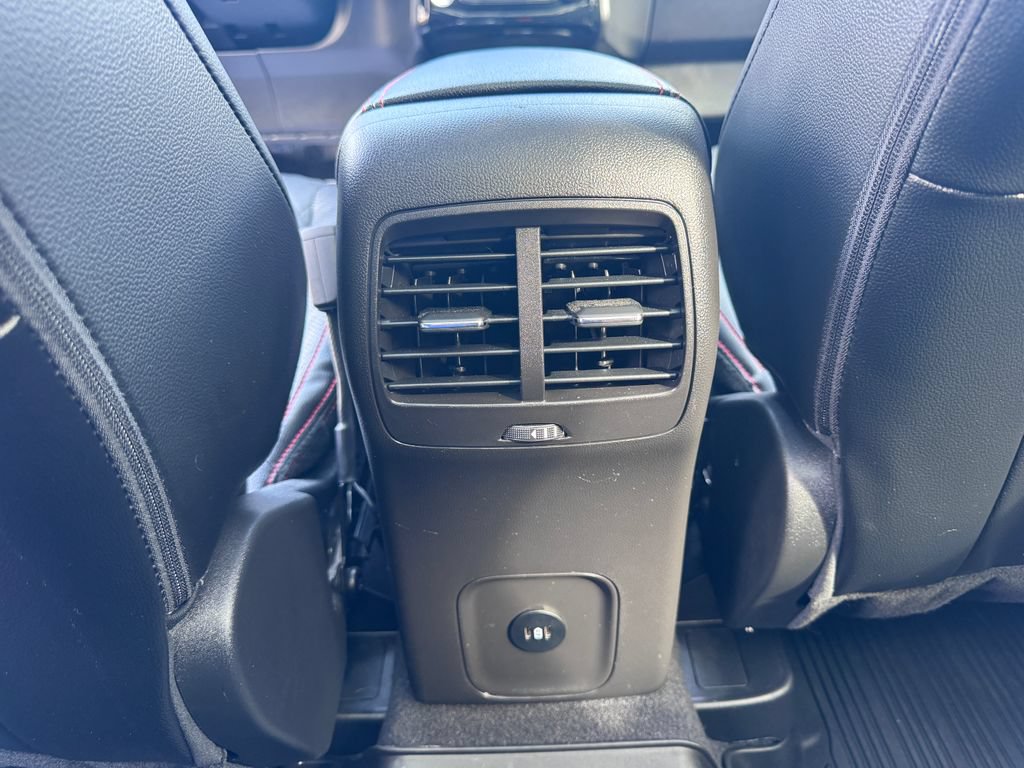Certified 2023 Ford Escape ST-Line Elite w/ Premium Technology Package AWD/4WD image 18