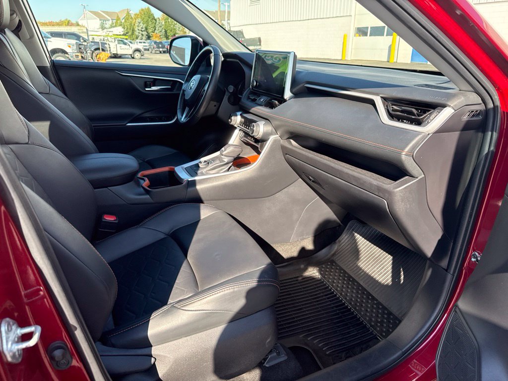 Used 2024 Toyota RAV4 Adventure AWD/4WD image 40