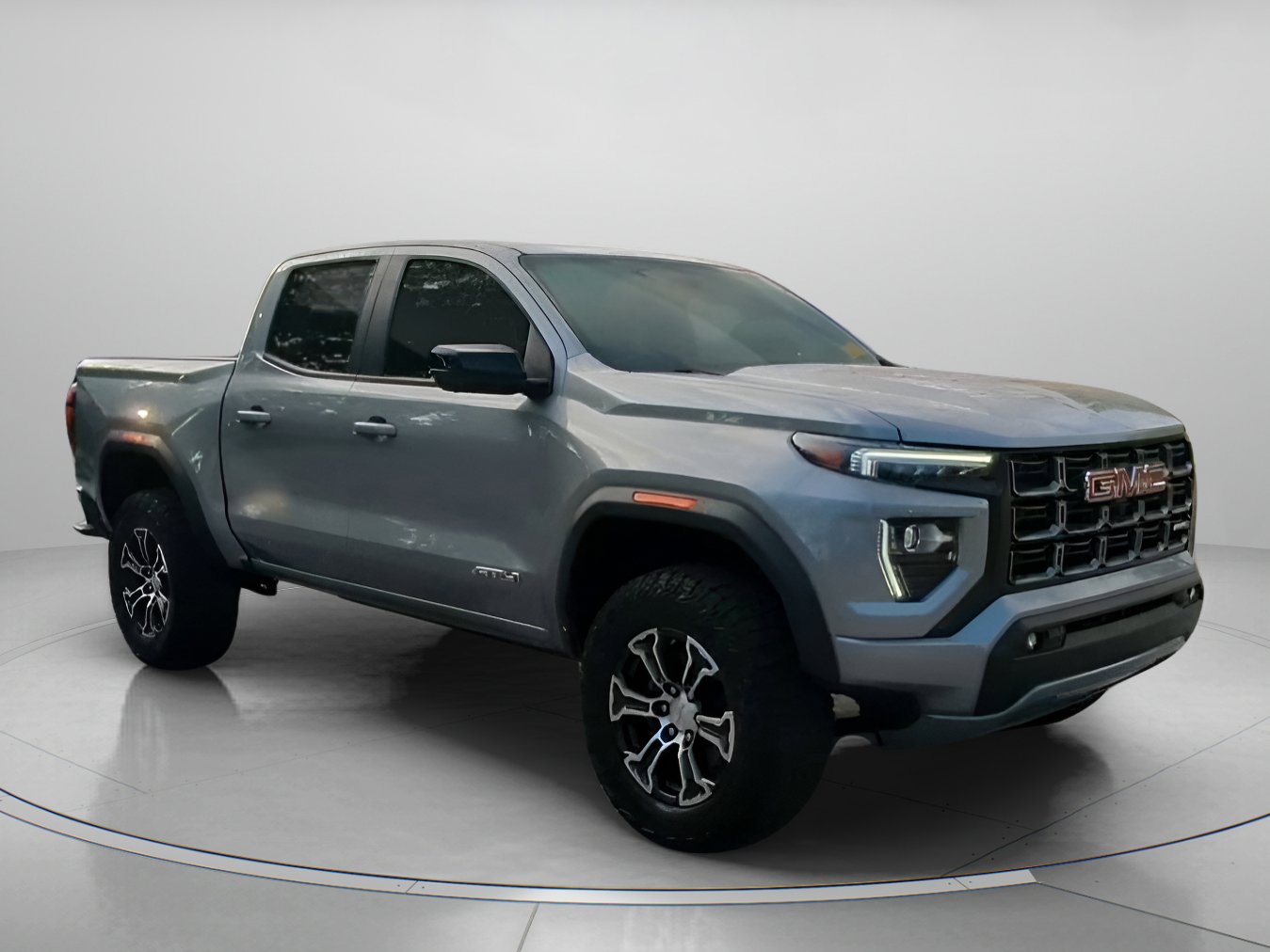 Used 2023 GMC Canyon AT4 w/ AT4 Premium Package AWD/4WD image 2