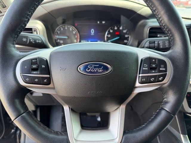 Certified 2021 Ford Explorer XLT w/ Equipment Group 202A RWD image 13