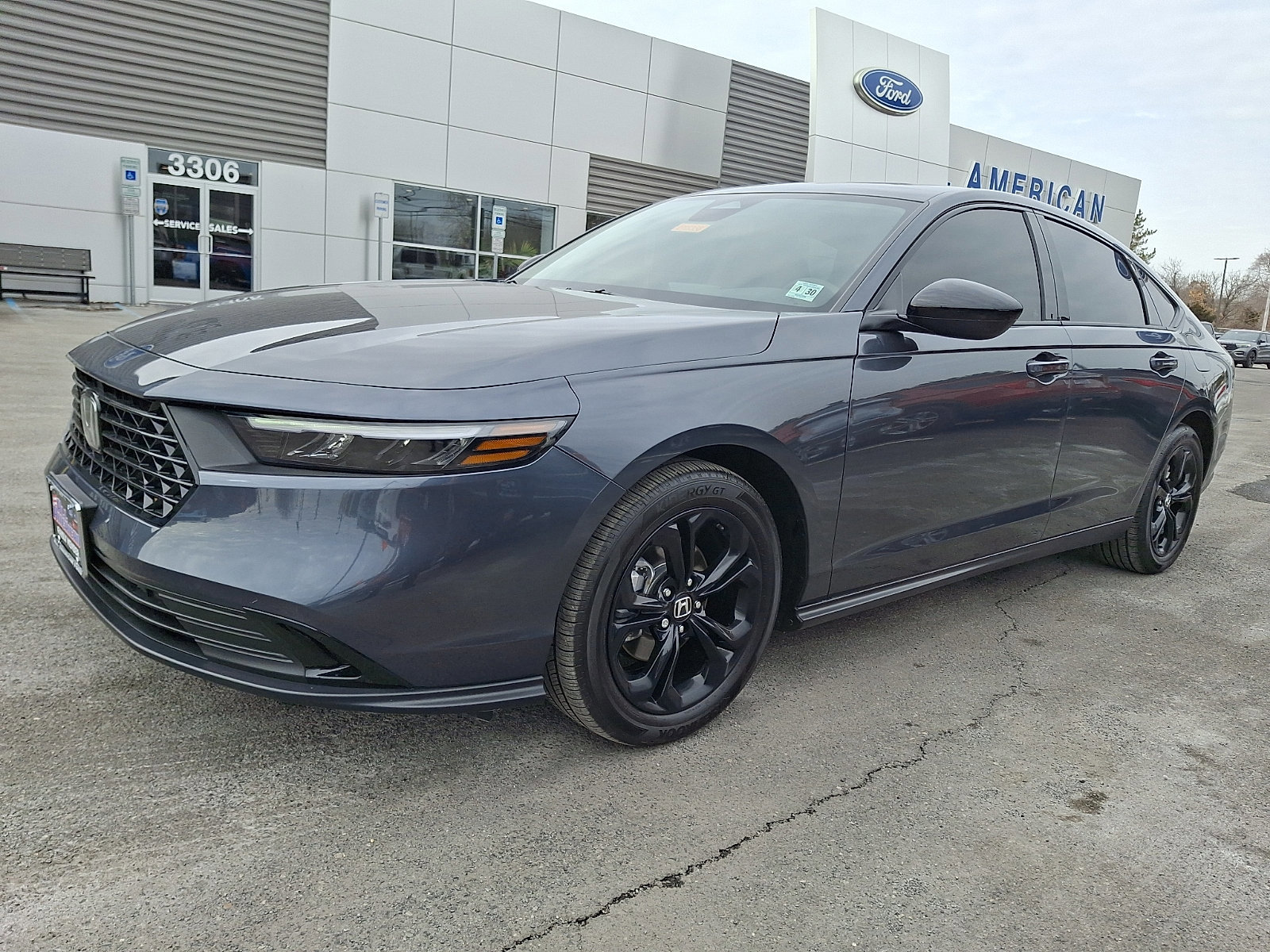 Used 2025 Honda Accord SE image 11