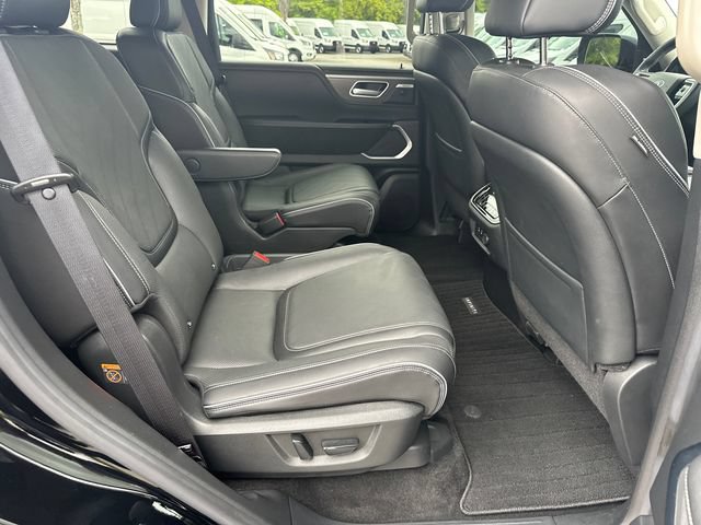 Used 2025 INFINITI QX80 Luxe RWD image 17