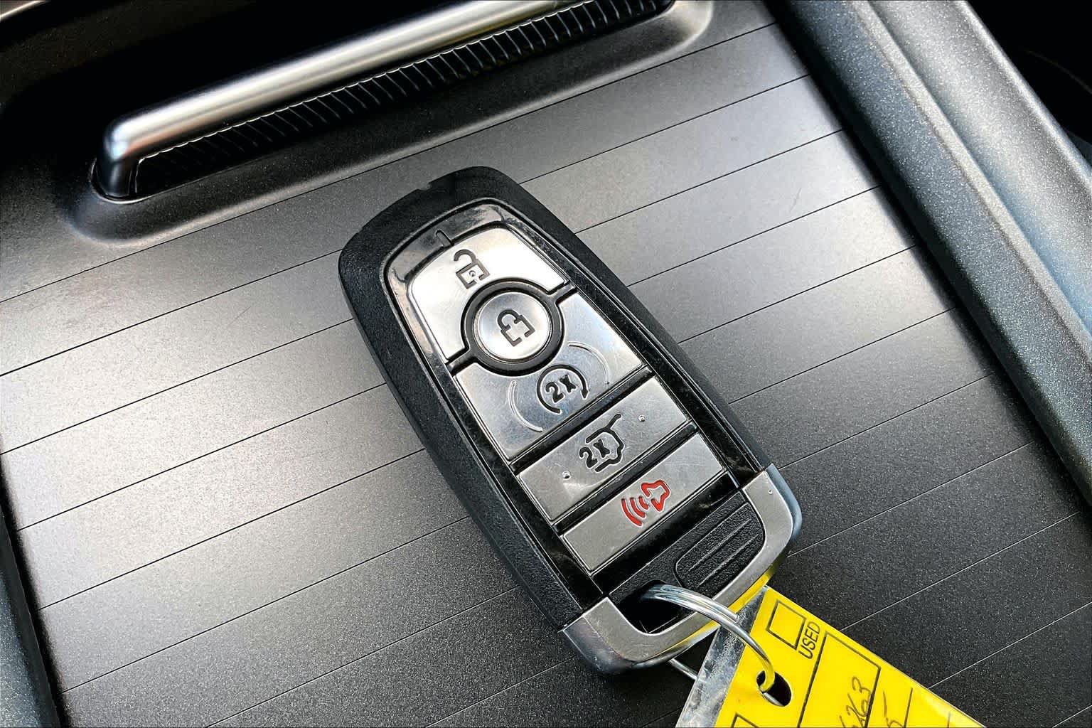 Certified 2025 Ford Expedition Active RWD image 15