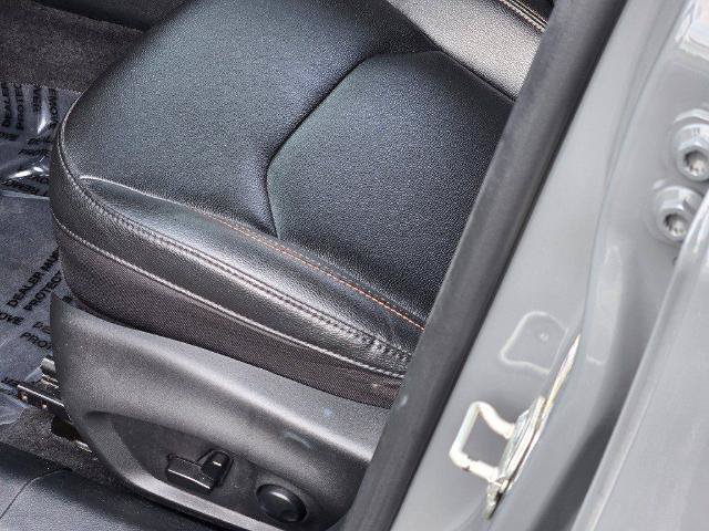 Used 2024 Jeep Compass Limited AWD/4WD image 23