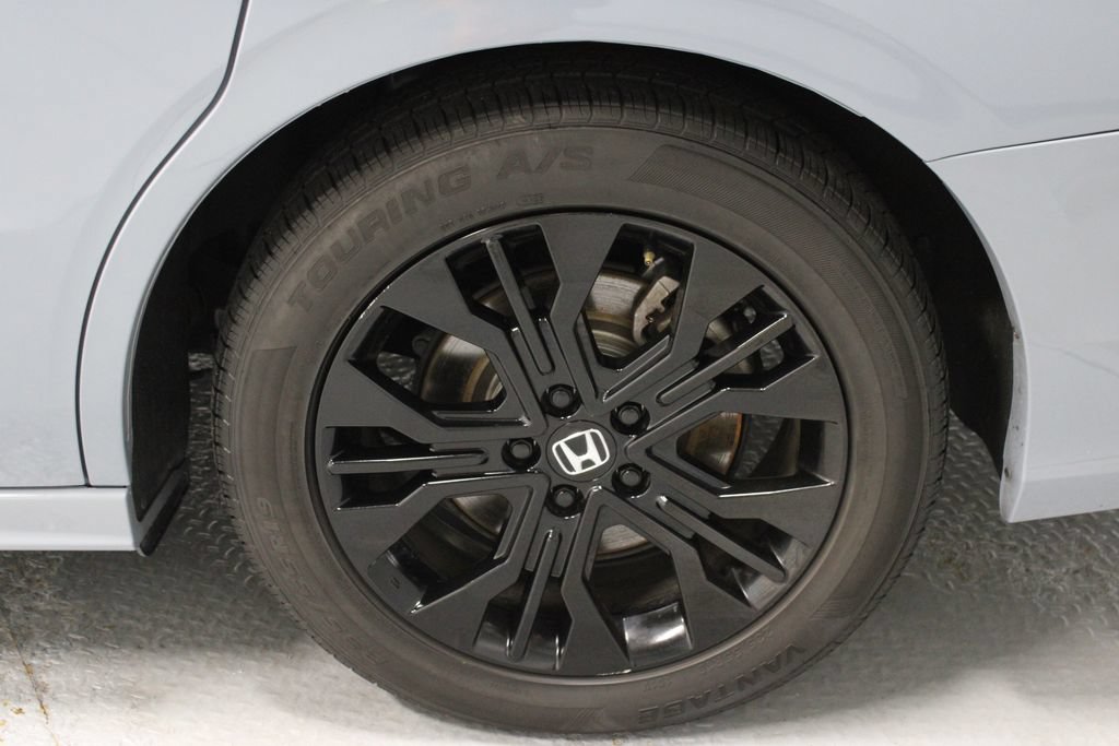 Used 2025 Honda Odyssey Sport-L image 18