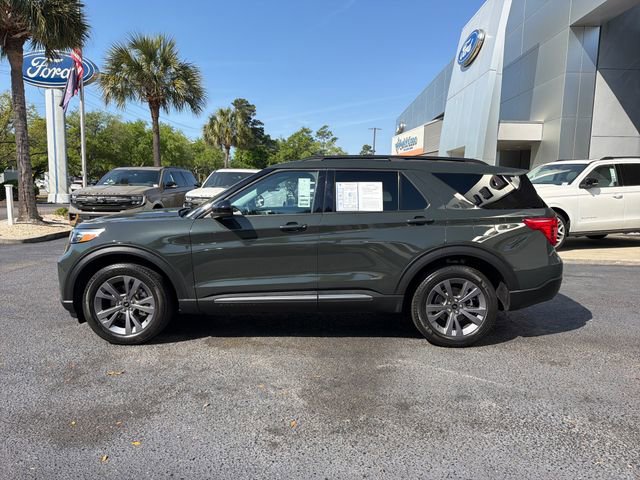 Certified 2023 Ford Explorer XLT w/ Equipment Group 202A AWD/4WD image 5
