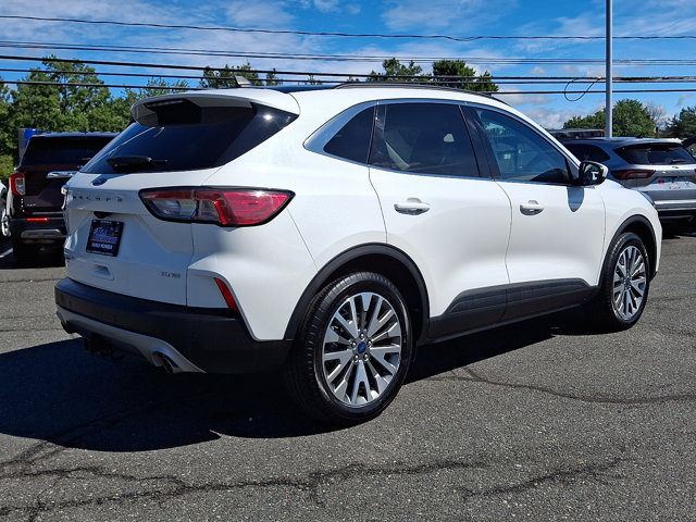 Certified 2022 Ford Escape Titanium w/ Class II Trailer Tow Package AWD/4WD image 11
