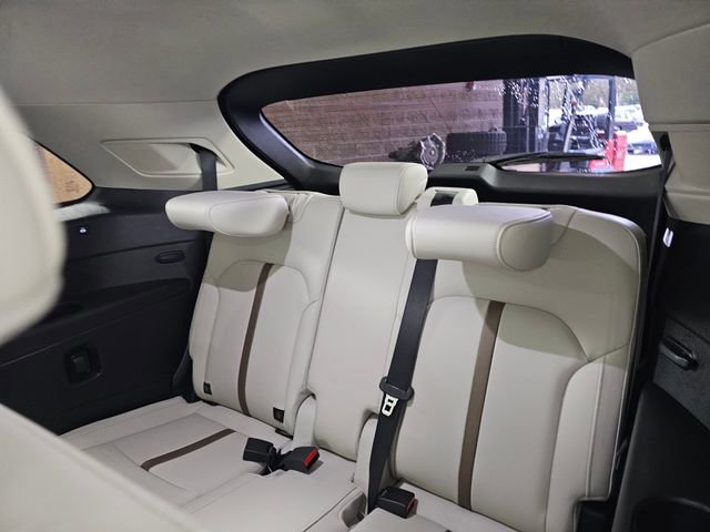 Used 2024 MAZDA CX-90 3.3 Turbo w/ Premium Plus Pkg image 21