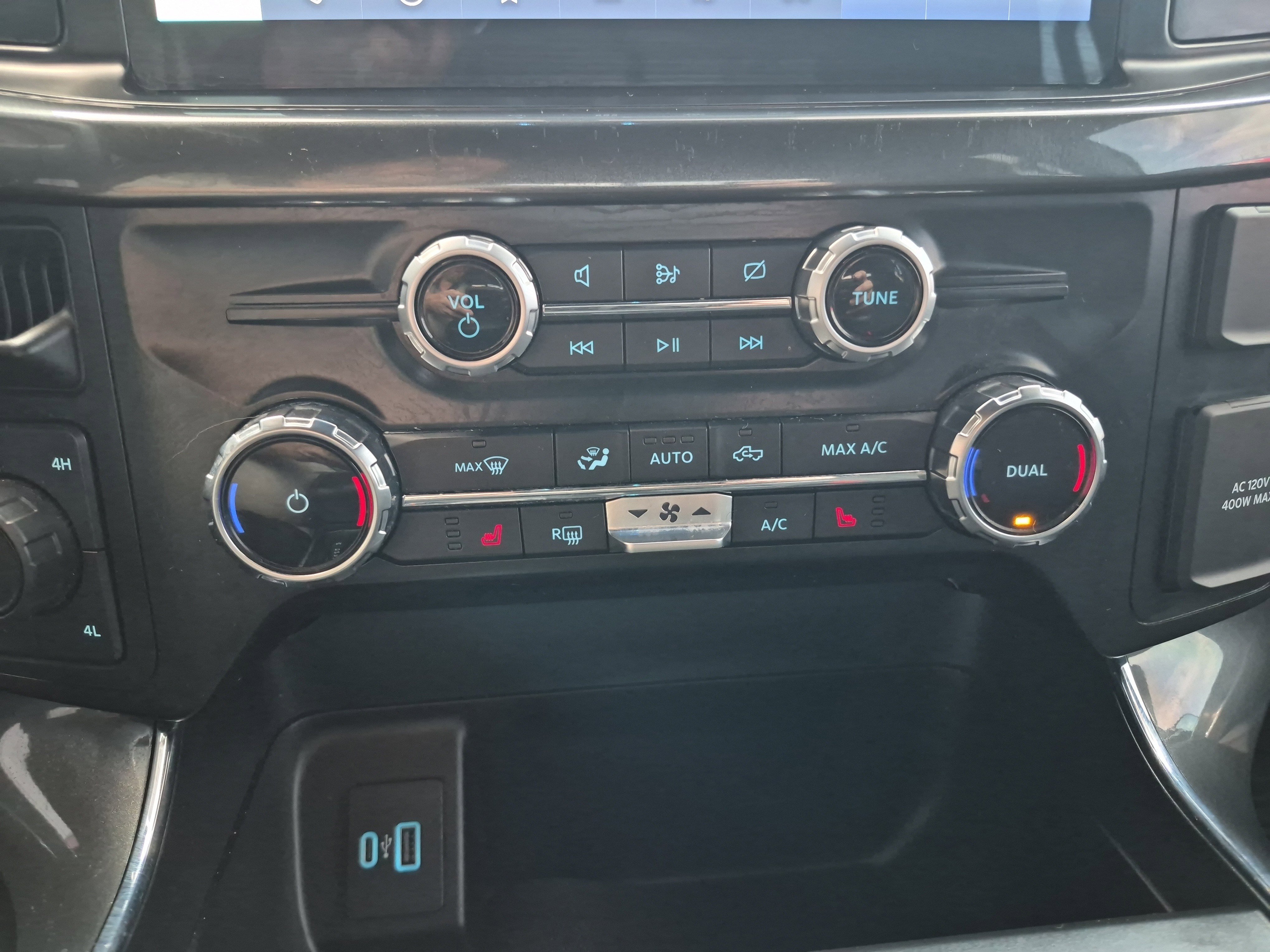 Certified 2023 Ford F150 XLT w/ Equipment Group 302A High image 32