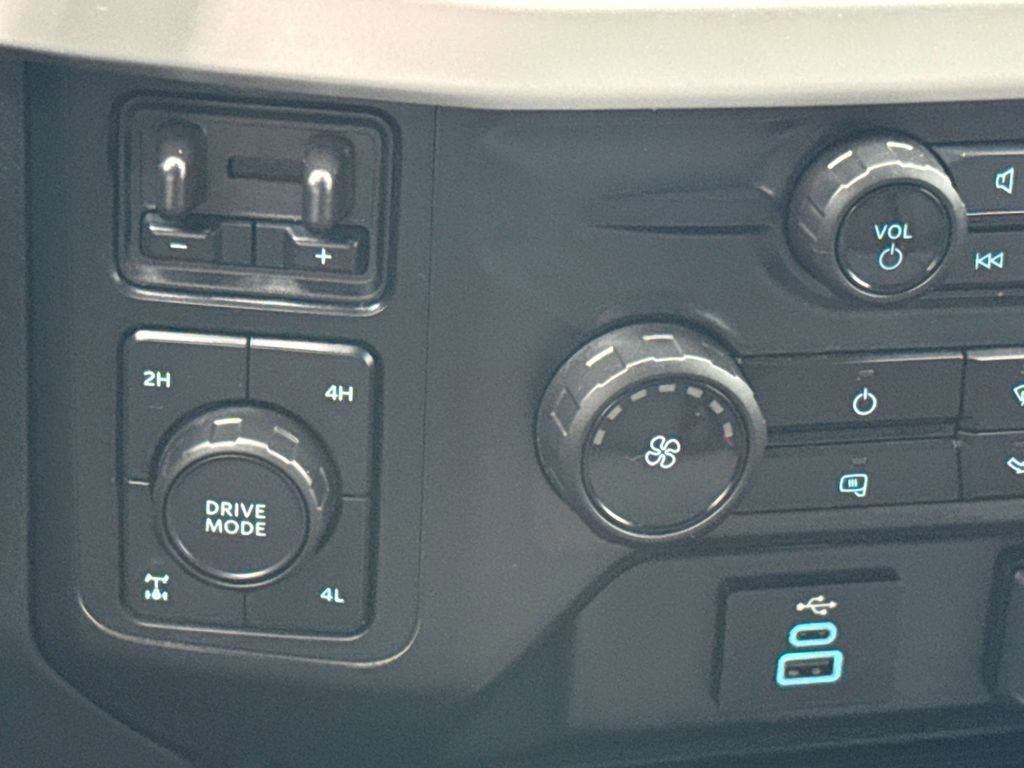 Certified 2024 Ford F250 XL w/ STX Appearance Package image 19