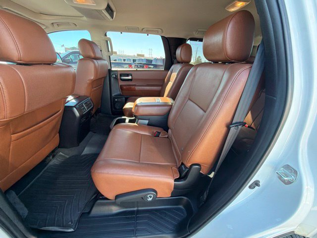 Used 2019 Toyota Sequoia Platinum AWD/4WD image 20