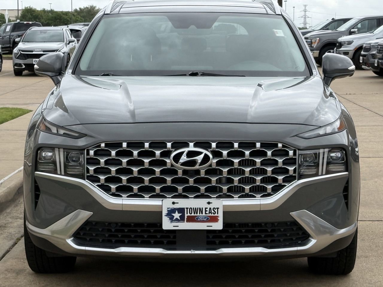 Used 2022 Hyundai Santa Fe Limited FWD image 6