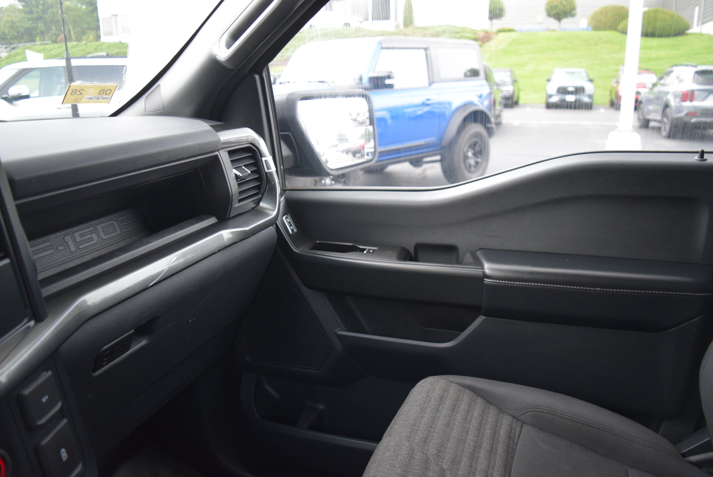 Certified 2022 Ford F150 XL w/ STX Appearance Package AWD/4WD image 18