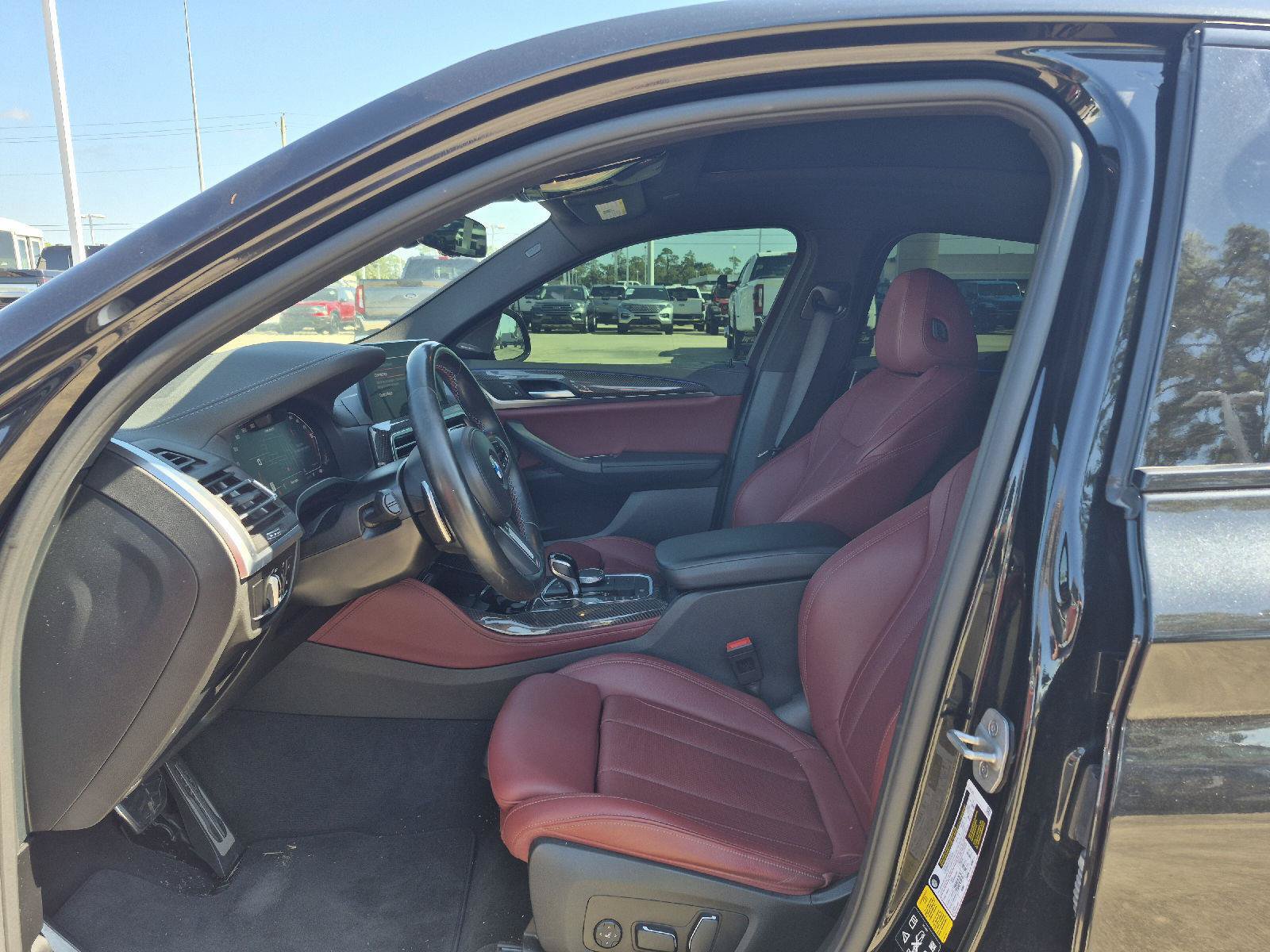 Used 2024 BMW X4 M40i AWD/4WD image 2