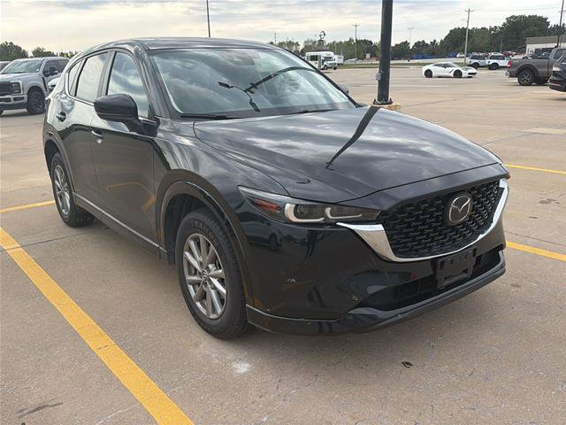 Used 2025 MAZDA CX-5 AWD 2.5 S w/ Preferred Package image 2