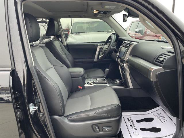 Used 2022 Toyota 4Runner SR5 Premium image 19