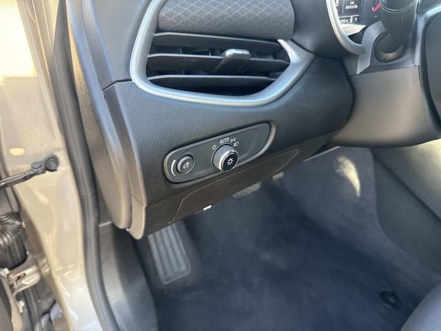 Used 2023 Chevrolet Malibu LT image 22