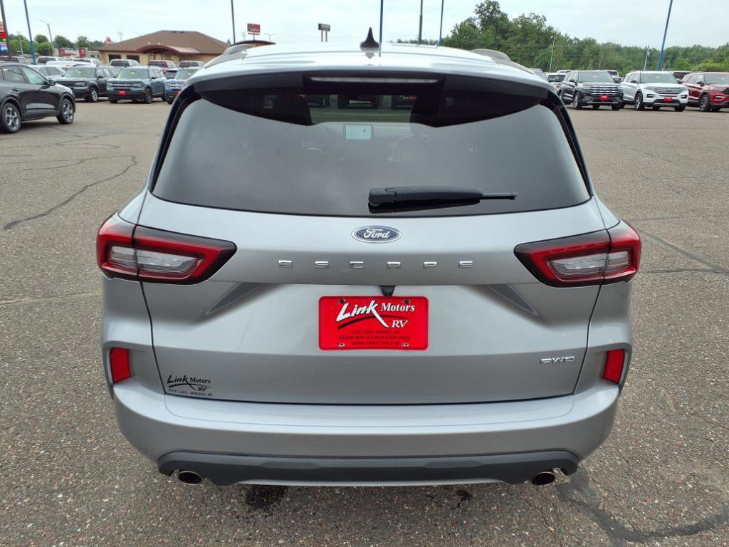 Certified 2024 Ford Escape ST-Line image 4