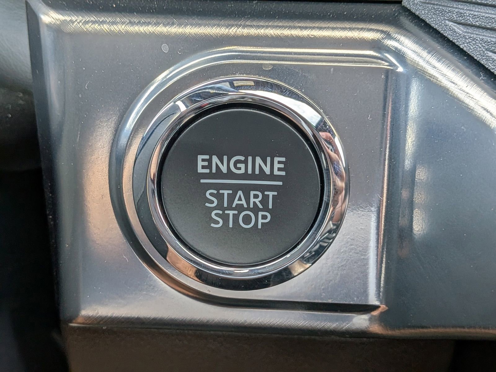 Certified 2025 Ford F150 King Ranch w/ FX4 Off-Road Package image 32