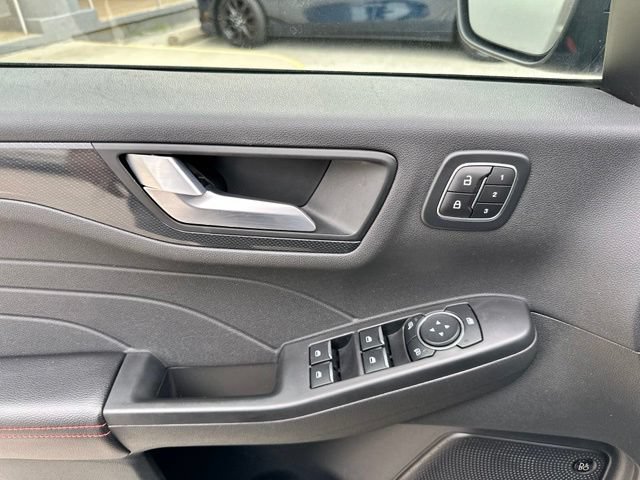 Certified 2023 Ford Escape ST-Line Select w/ Tech Pack #2 AWD/4WD image 31