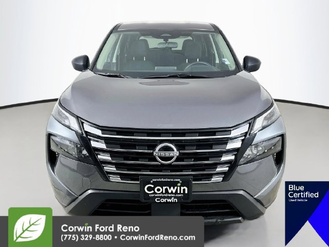 Used 2026 Nissan Rogue S FWD image 2