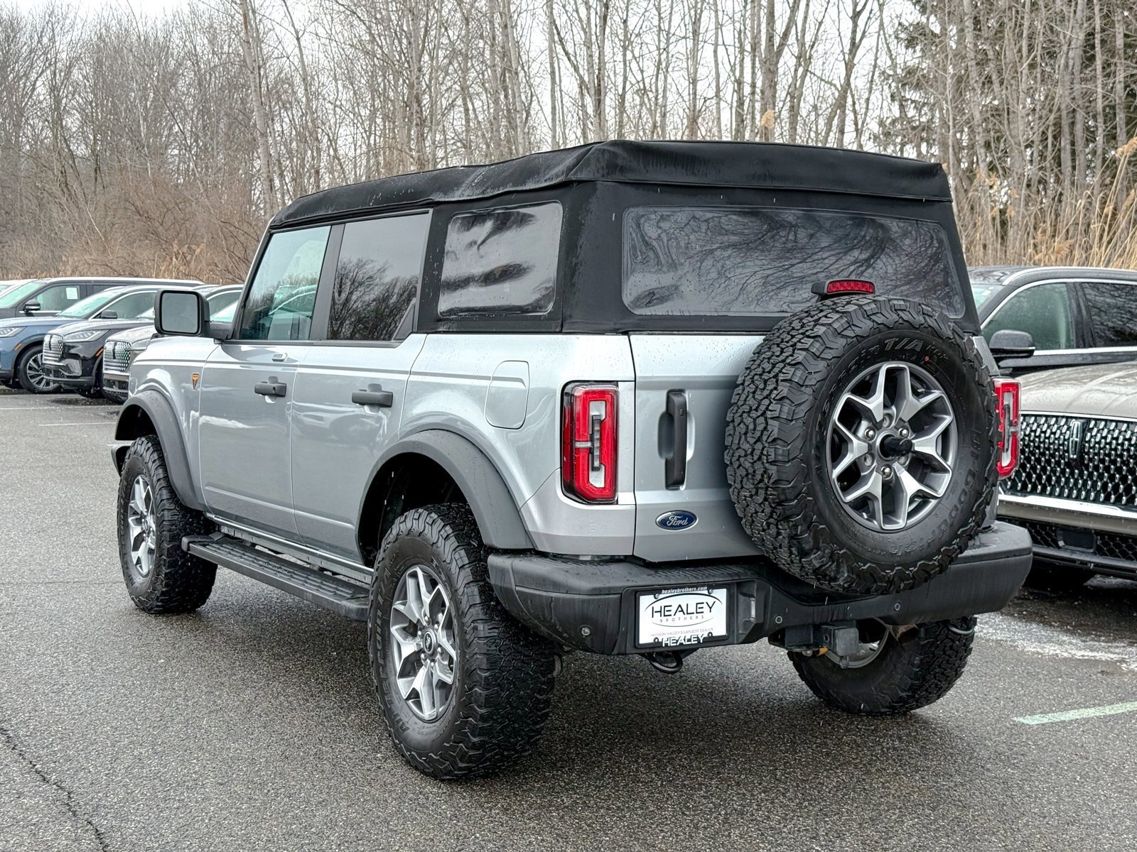 Certified 2023 Ford Bronco Badlands image 5