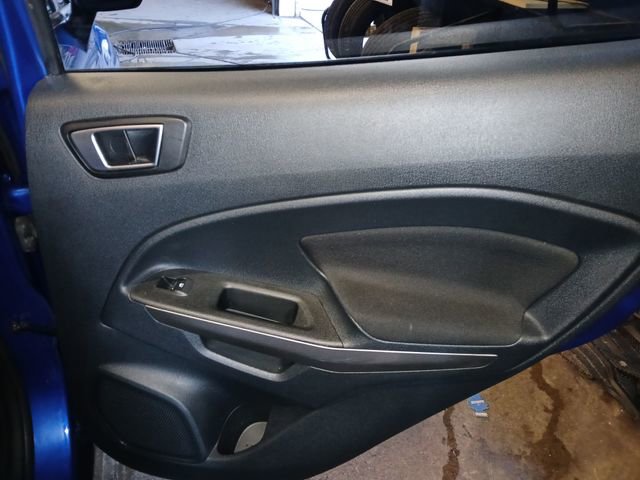 Certified 2018 Ford EcoSport SE w/ SE Convenience Package image 41