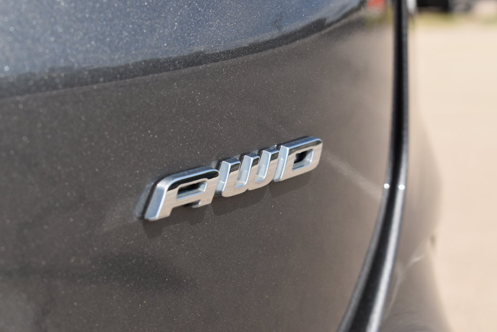 Certified 2023 Ford Edge SEL w/ Convenience Package AWD/4WD image 11