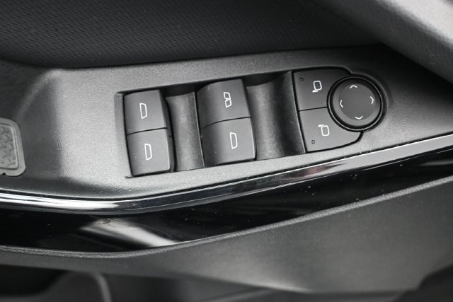 Used 2025 Chevrolet Equinox LT AWD/4WD image 7