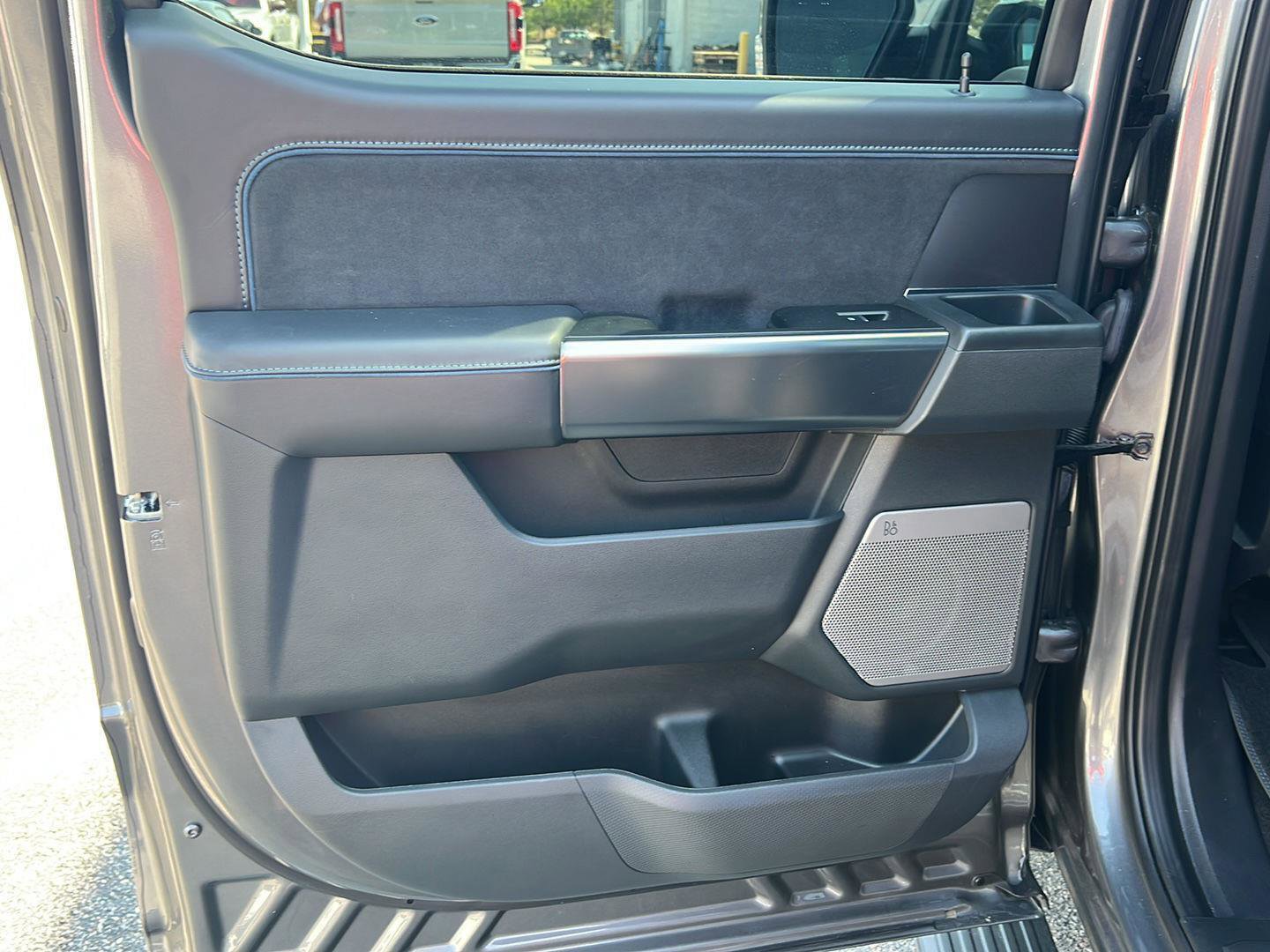 Certified 2024 Ford F150 Platinum w/ FX4 Off-Road Package image 18