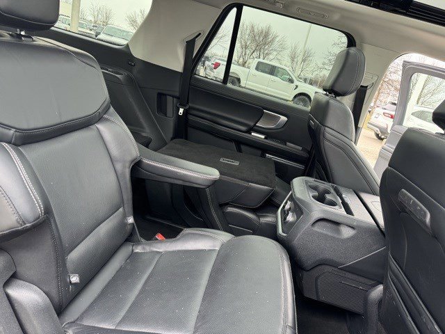 Certified 2025 Ford Expedition Max Platinum image 37