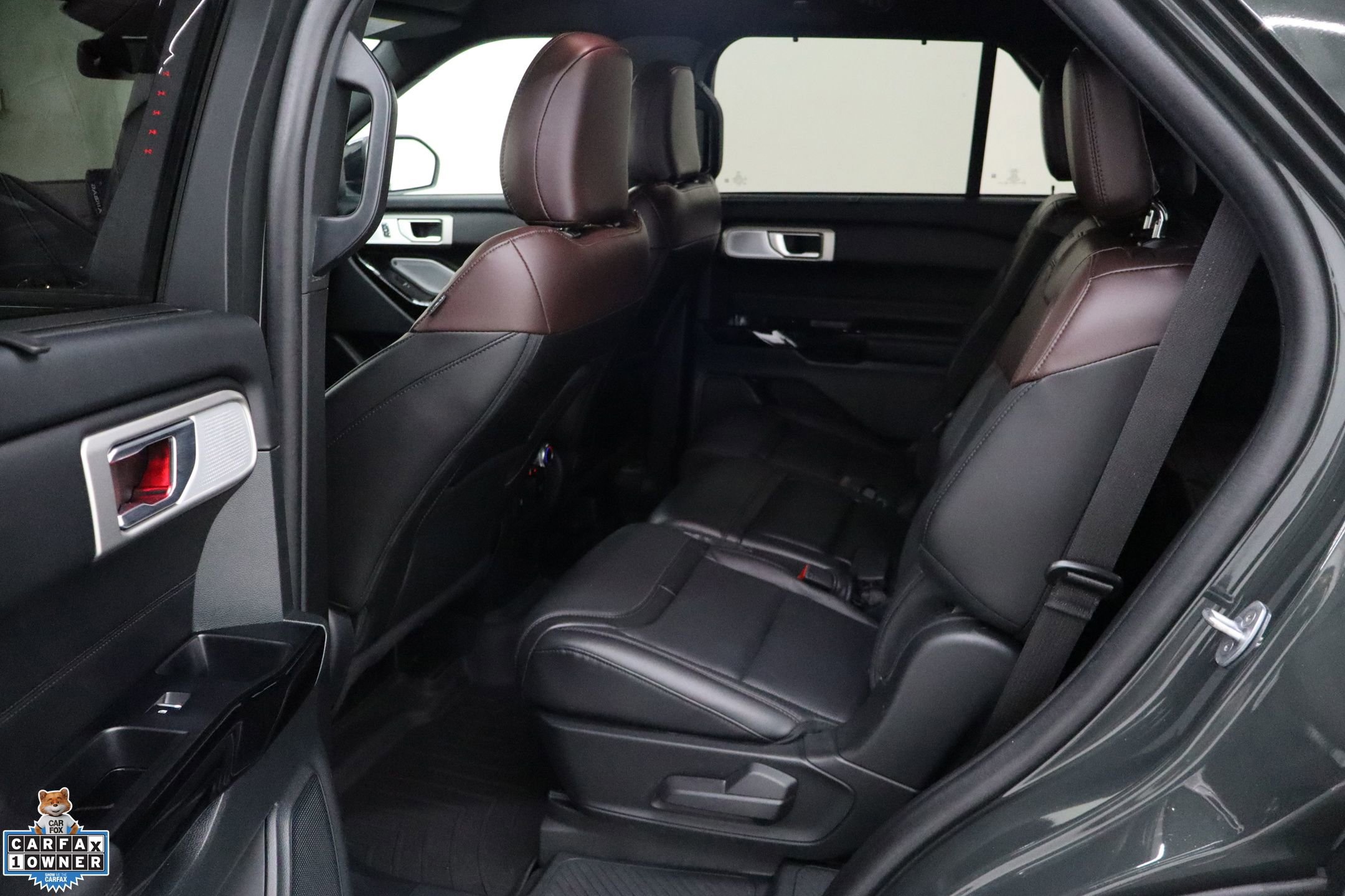 Certified 2023 Ford Explorer Platinum w/ Technology Package RWD image 26