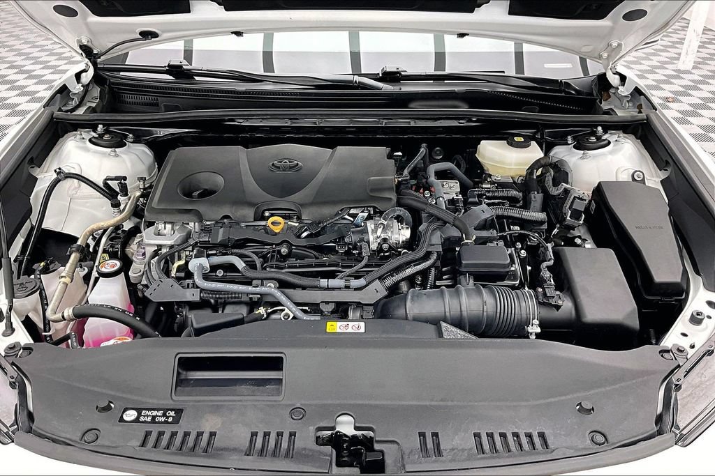 Used 2025 Toyota Camry LE FWD image 10